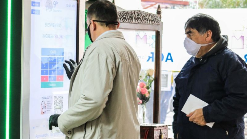 Trabajan en la implementación de nuevos sistemas de atención al público