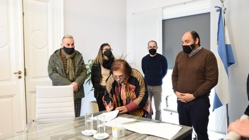 Convenio de cooperación por los adultos mayores