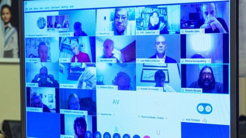 Vuelta a clases: analizan distintos protocolos de las provincias