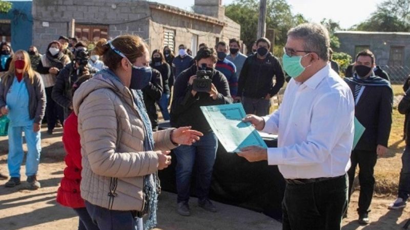 Jalil recorrió obra energética en Valle Viejo