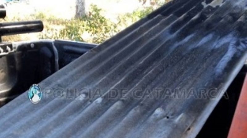 Lo agarraron robando unas chapas