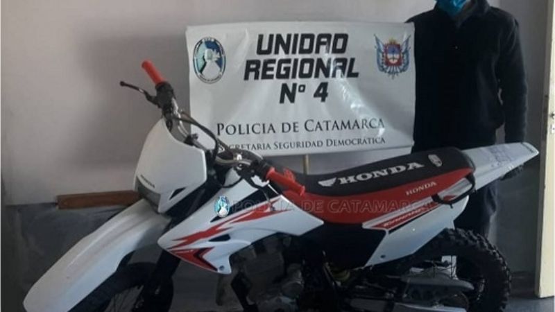 Compró una moto y la entregó a la policía porque era robada