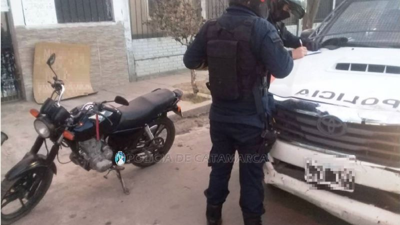 Arrestan a cuatro personas y secuestran 14 vehículos
