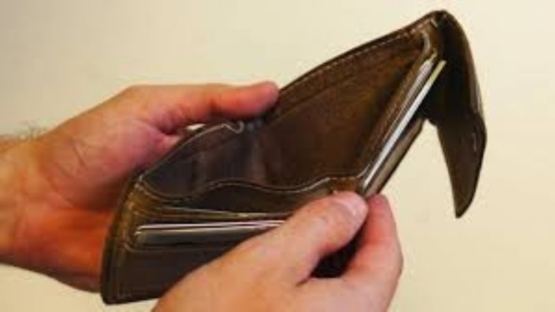 Casi 9 de cada 10 familias argentinas terminaron junio con deudas