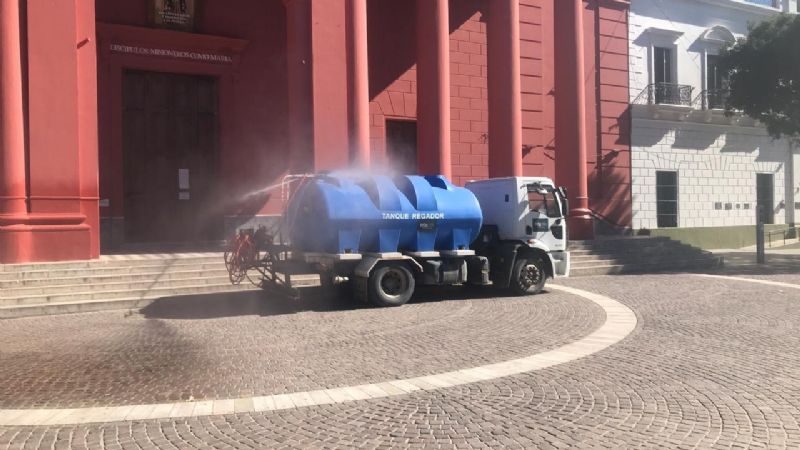Desinfecciones preventivas en barrios y lugares de mayor concurrencia