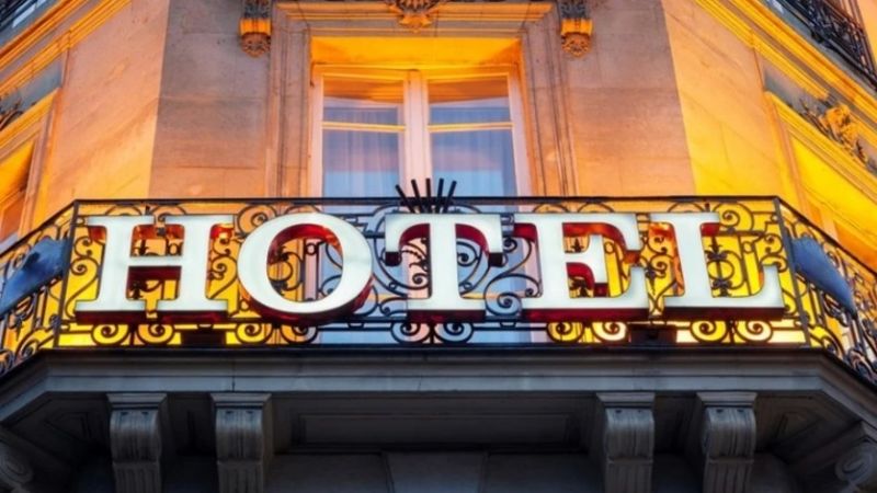 Se perdieron casi 47 mil empleos en hoteles y restaurantes