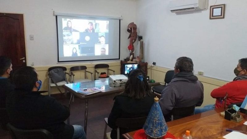 Gómez, en videoconferencia con el Centro de Innovación y Capacitación