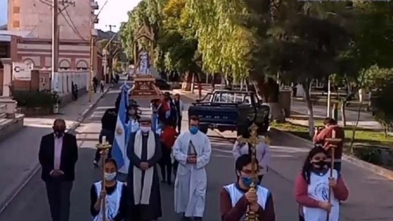 Pese al aislamiento, en Belén realizaron la procesión de la Virgen