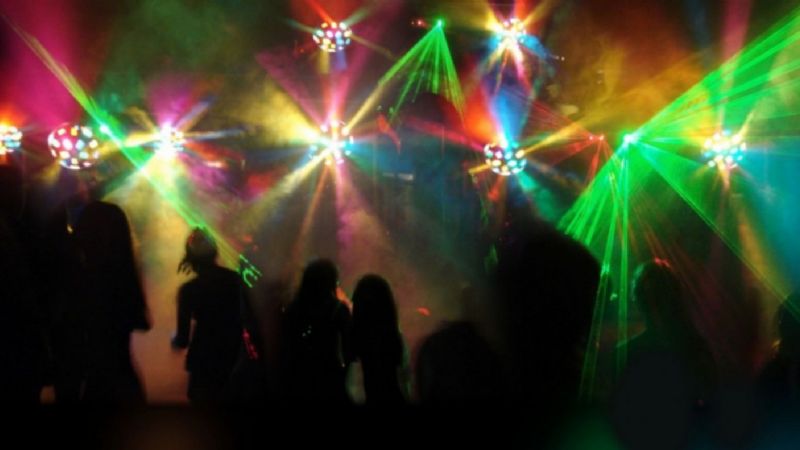 Convocan a una fiesta clandestina "con barbijo" en plena cuarentena
