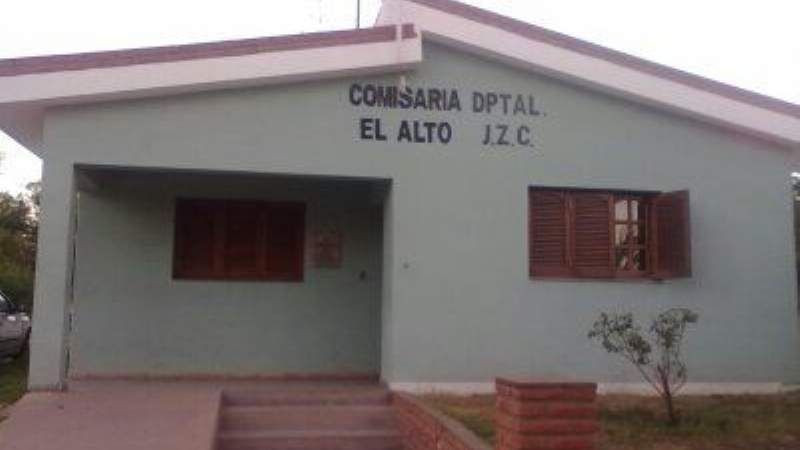 Arrestan a un hombre por insultar a una adolescente