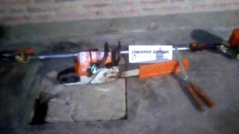 Menores hicieron un boquete para robar en una oficina pública