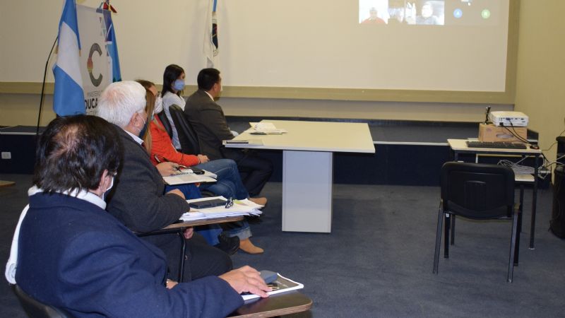 Educación y Salud con intendentes por el eventual retorno a clases