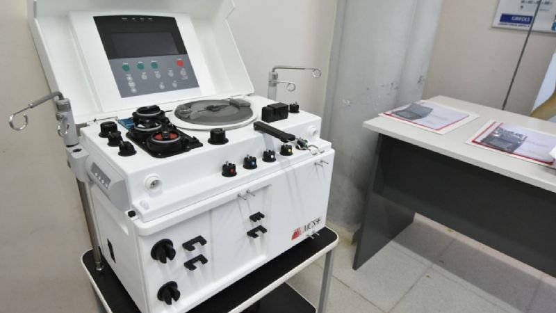 Raúl recorrió el Banco Central de Sangre