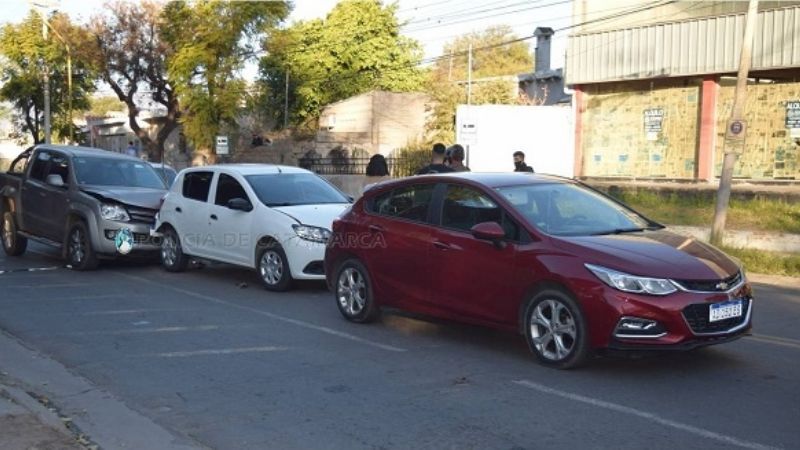 Cuantiosos daños materiales en un choque en cadena