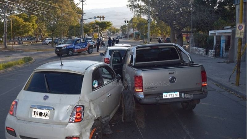 Cuantiosos daños materiales en un choque en cadena