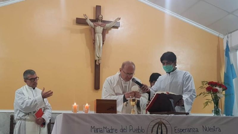 Asumió el nuevo párroco de San Pío X