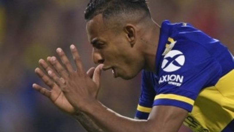 Sebastián Villa se enojó y tomó una sorpresiva decisión