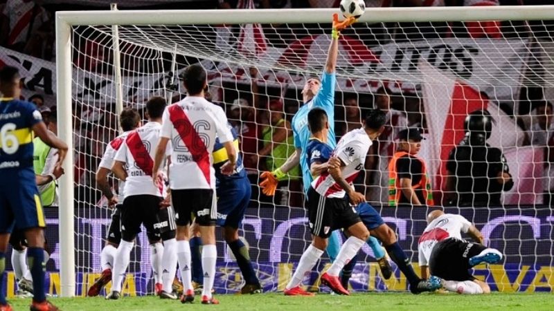 Los diez jugadores más valiosos de Boca y River