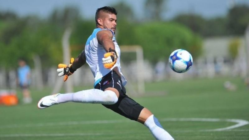 Arquero de Lanús dio pista de la vuelta del fútbol