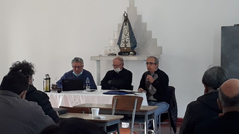 La Iglesia debatió sobre la reforma constitucional