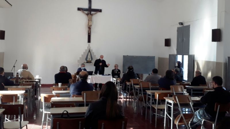 La Iglesia debatió sobre la reforma constitucional