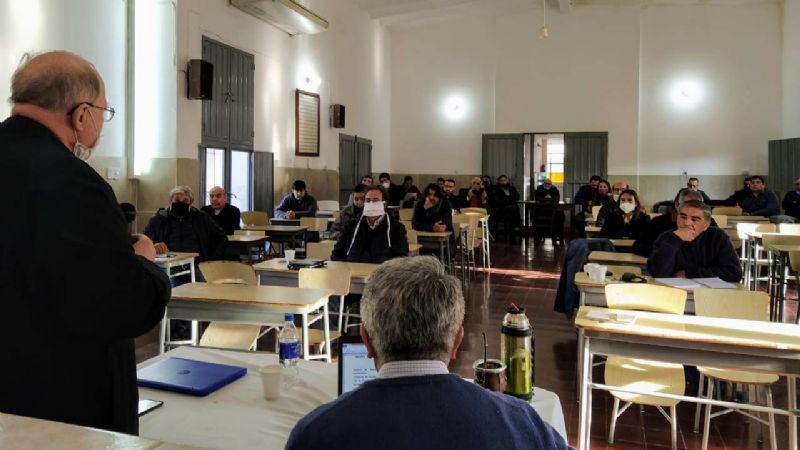 La Iglesia debatió sobre la reforma constitucional