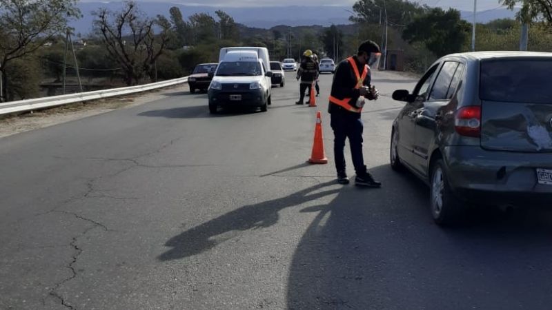 Cierre y controles estrictos en los ingresos a Valle Viejo