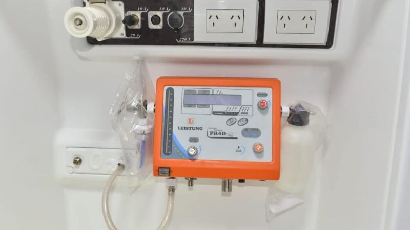 Sánchez entregó al hospital una ambulancia de alta complejidad