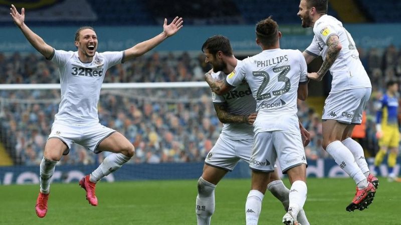 El Leeds de Bielsa goleó y se acerca al ascenso, en Inglaterra