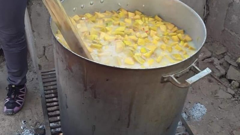 Mujeres peronistas realizaron un "Locro Solidario" en La Guardia
