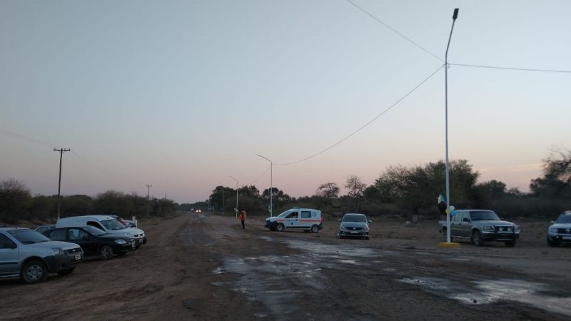 Nueva luminaria en Esquiú y El Suncho