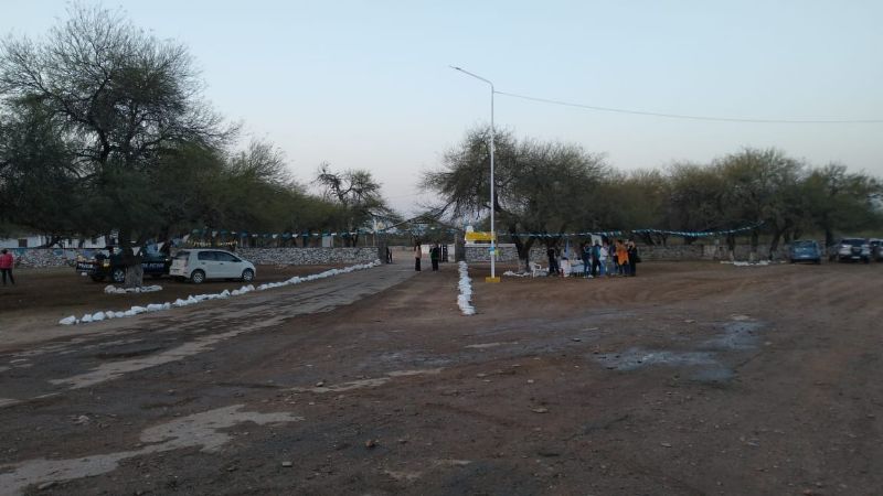 Nueva luminaria en Esquiú y El Suncho