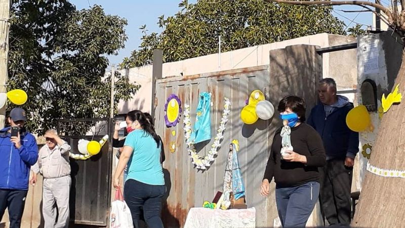 Con una caravana, culminaron las festividades de Jesús Niño