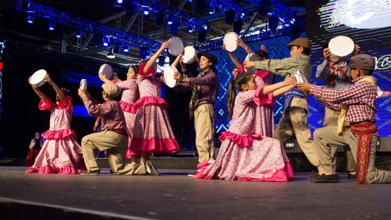 Primer Congreso y Parlamento Virtual del Folclore