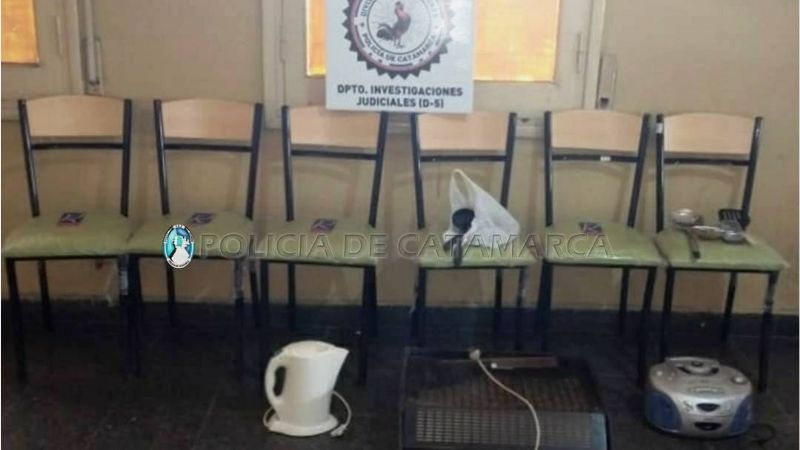 Detenido cuando guardaba varios elementos robados