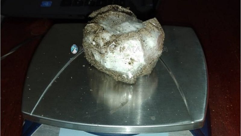 Retiraron una encomienda que contenía cocaína