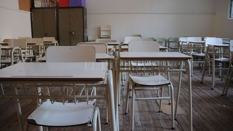 Casi 15 mil alumnos vuelven a clases en Catamarca