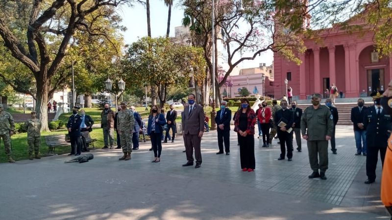 Senadores presentes en el acto en honor a San Martín