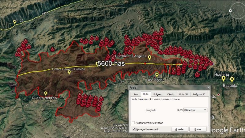 Trabajan sin descanso para apagar el tremendo incendio en Ambato