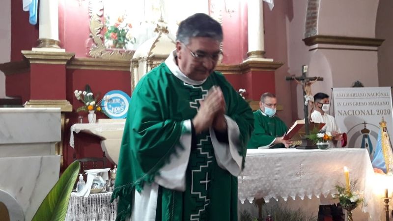 La comunidad de Villa Dolores dio la bienvenida al nuevo párroco