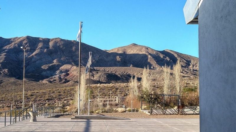 Se niegan a ingresar a una escuela en estado deplorable