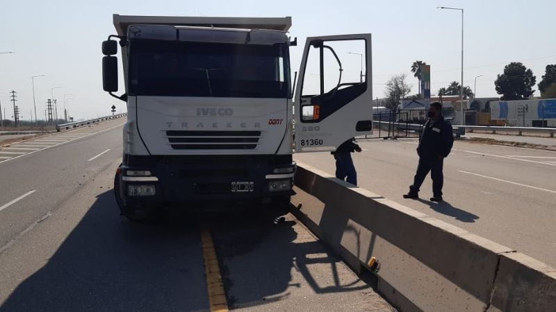 Camionero se accidentó en la Circunvalación