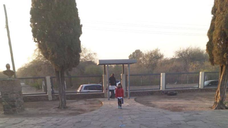 Después de cinco meses, volvieron las clases en escuelas rurales de La Paz