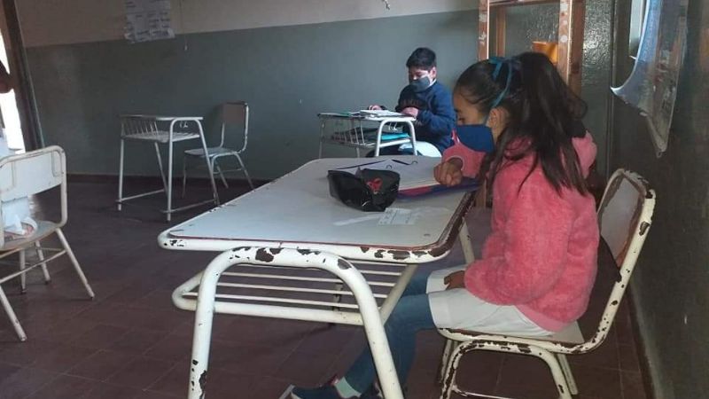 Después de cinco meses, volvieron las clases en escuelas rurales de La Paz