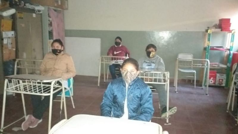 Después de cinco meses, volvieron las clases en escuelas rurales de La Paz