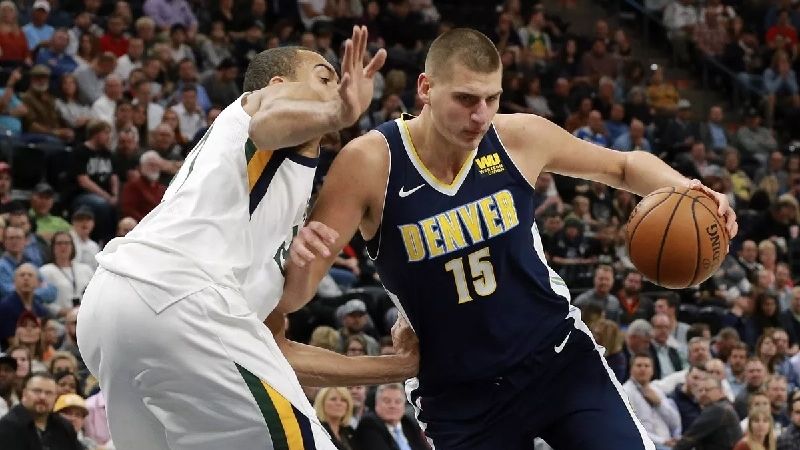 Último cupo de Champions y los playoffs de la NBA