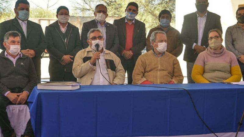 Lanzaron la construcción de dos puentes con fuerte inversión