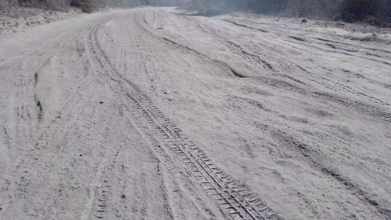 Siguen los reclamos en Las Palmitas por el estado de caminos