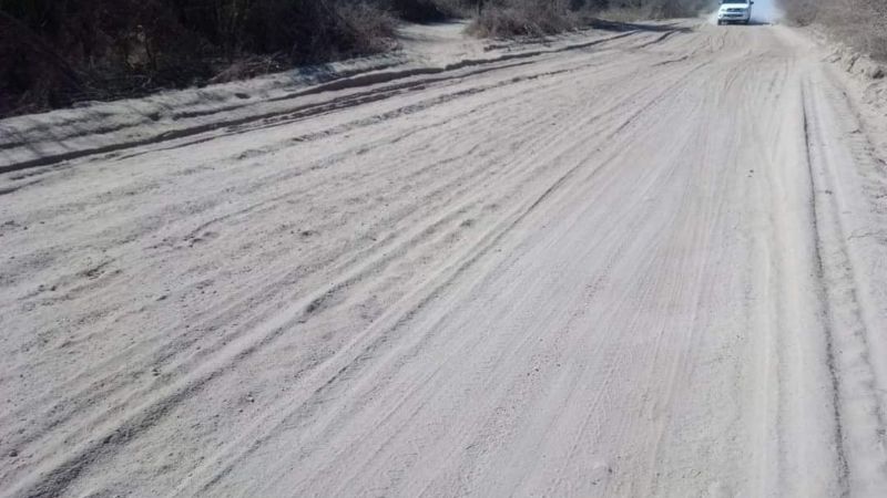Siguen los reclamos en Las Palmitas por el estado de caminos