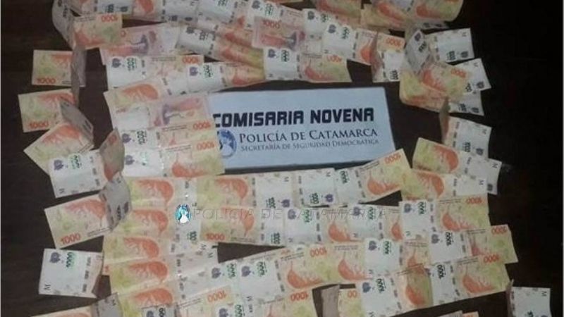 Mujer detenida con $70.000